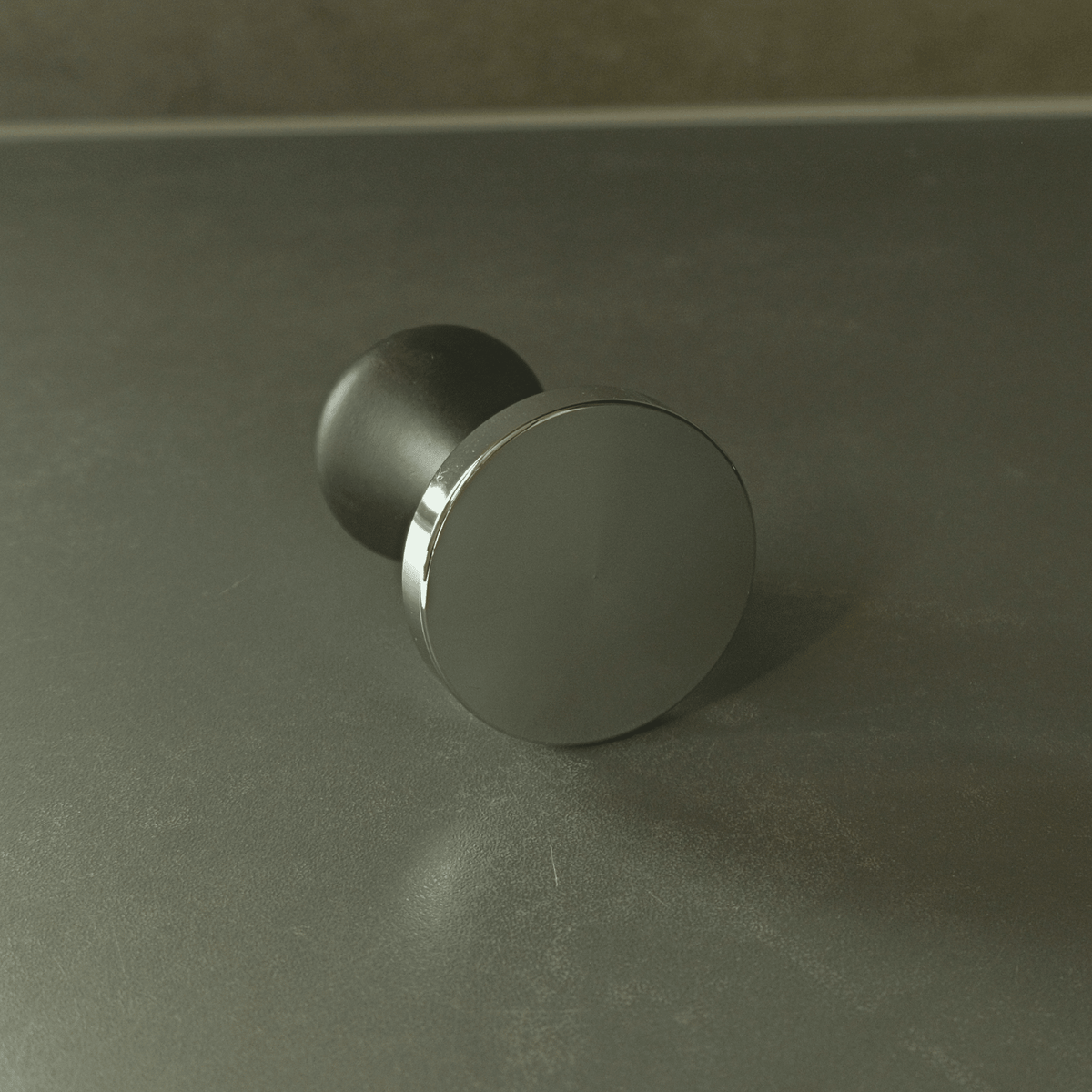 Black Tamper Timber 58mm